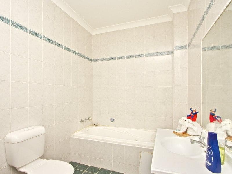 11/15-17 Thomas May Place, Westmead, Westmead - Thumbnail 4