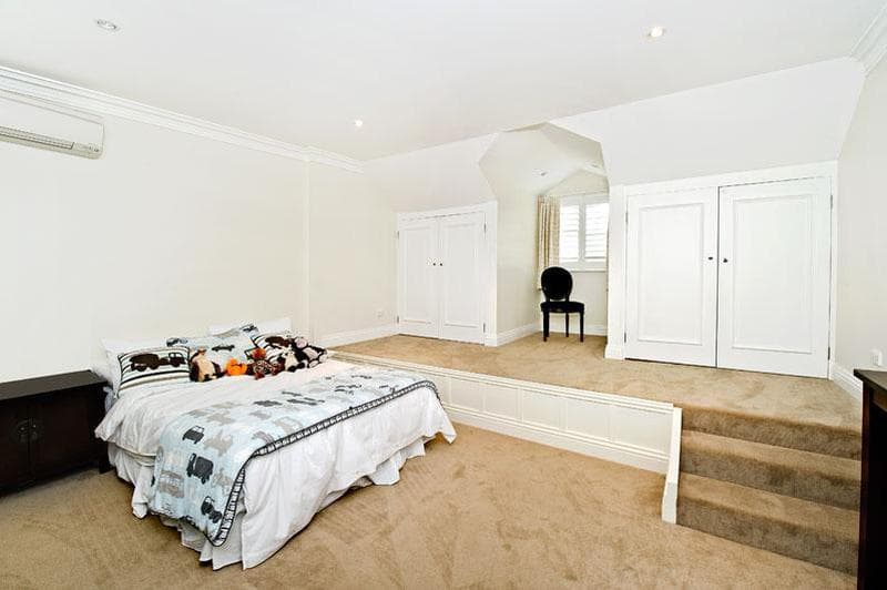 215 Denison Street, Queens Park, Queens Park - Thumbnail 8