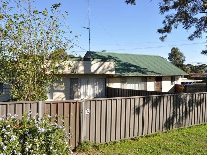 24																										Pearce Road
														
								Quakers Hill, NSW 2763, Quakers Hill - Thumbnail 2