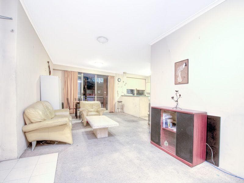 10/85c																										Ocean
														
								Woollahra, NSW 2025, Ultimo - Thumbnail 2
