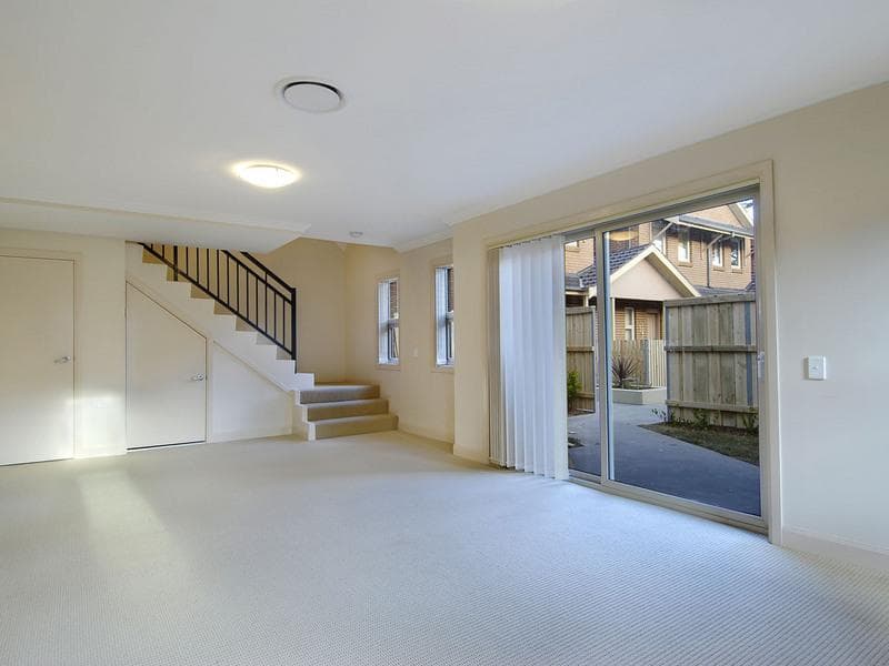 2/1b Hampden Road, Pennant Hills, Pennant Hills - Thumbnail 2