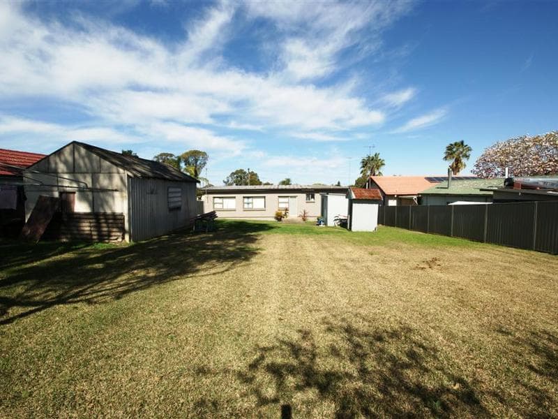 31 Raymond Street, Blacktown, Blacktown - Thumbnail 4