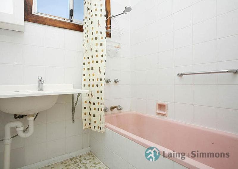 8/22-24																										Neil Street
														
								Merrylands, NSW 2160, Mount Pritchard - Thumbnail 5