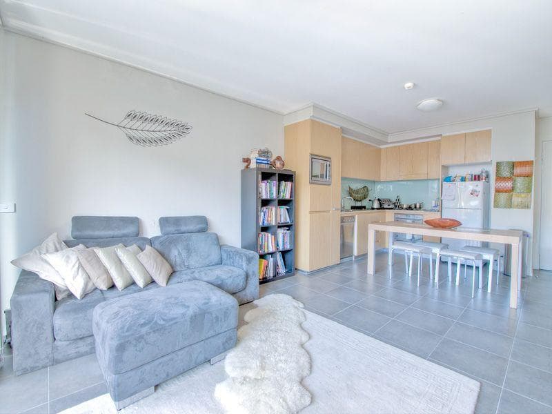 10/33																										Everard Street
														
								Port Macquarie, NSW 2444, Glebe - Image 1