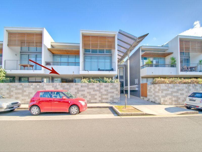 10/33																										Everard Street
														
								Port Macquarie, NSW 2444, Glebe - Thumbnail 7