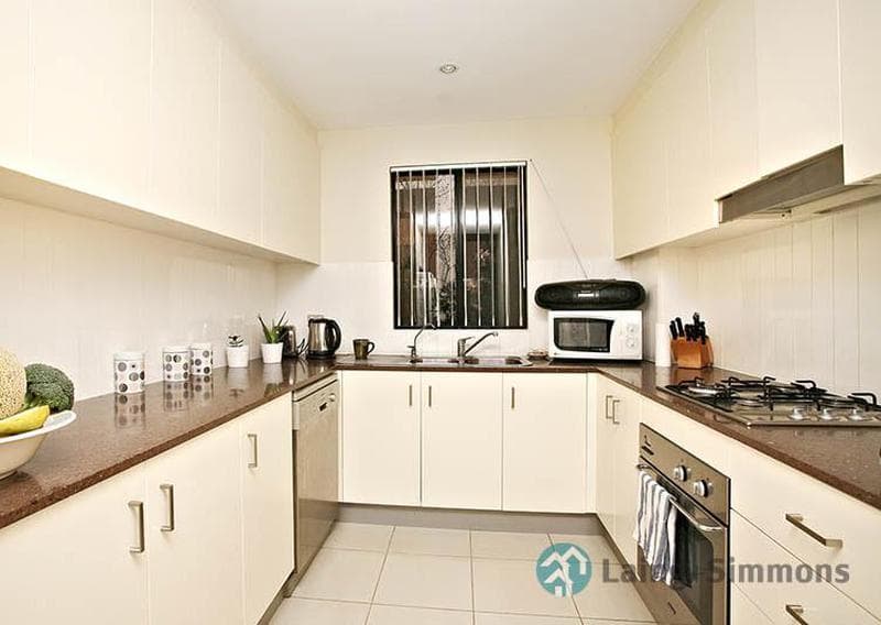 1/16																										Hamilton Street
														
								Rose Bay, NSW 2029, Northmead - Thumbnail 2