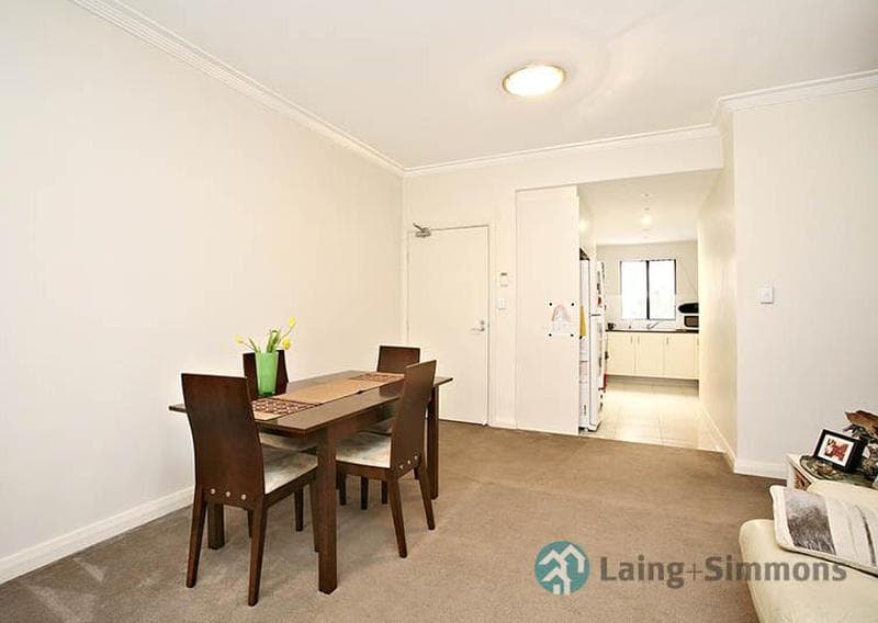 1/16																										Hamilton Street
														
								Rose Bay, NSW 2029, Northmead - Thumbnail 4