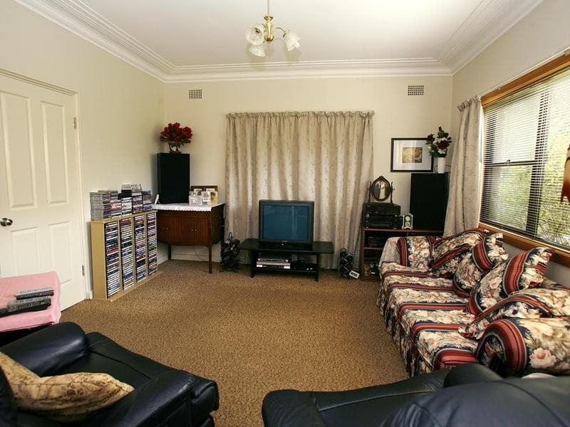 9/15																										Blaxcell Street
														
								Granville, NSW 2142, Chester Hill - Thumbnail 2