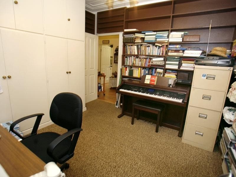9/15																										Blaxcell Street
														
								Granville, NSW 2142, Chester Hill - Thumbnail 6