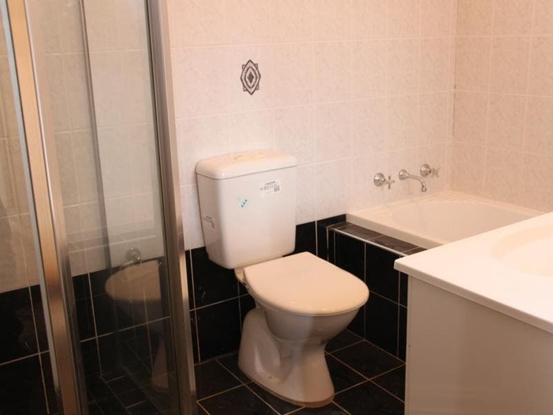 1/32 North Pde, Campsie, Campsie - Thumbnail 3