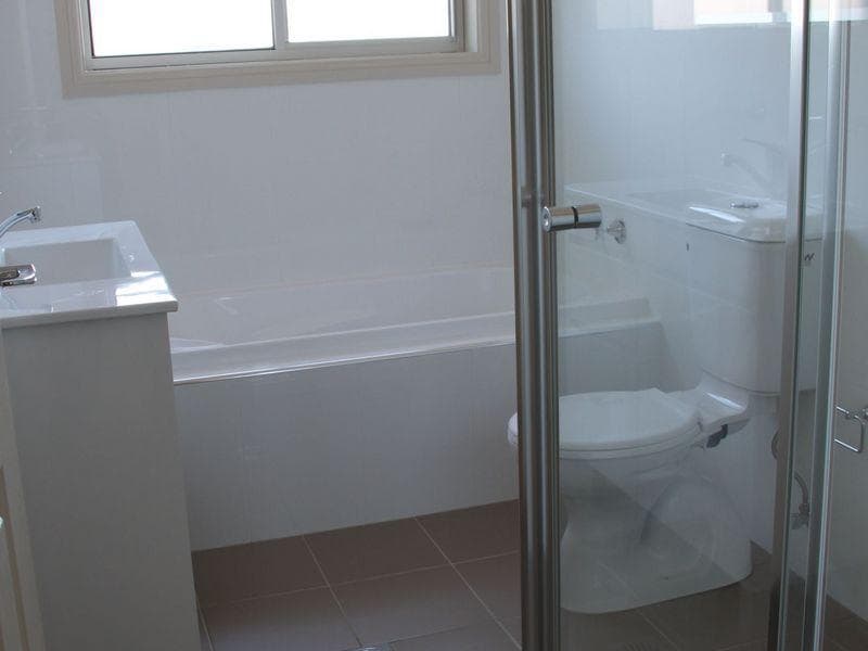 18d Koala Road, Greenacre, Greenacre - Thumbnail 6