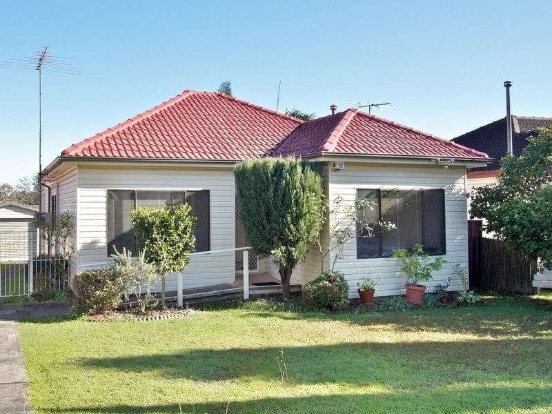 9/15																										Blaxcell Street
														
								Granville, NSW 2142, Toongabbie - Image 1