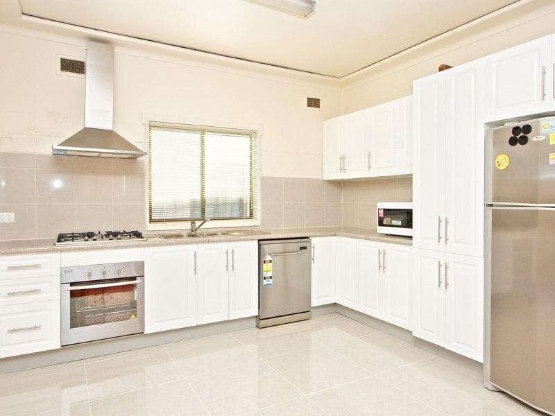 9/15																										Blaxcell Street
														
								Granville, NSW 2142, Toongabbie - Thumbnail 3
