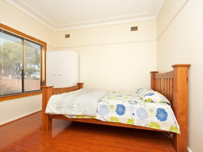 9/15																										Blaxcell Street
														
								Granville, NSW 2142, Toongabbie - Thumbnail 5