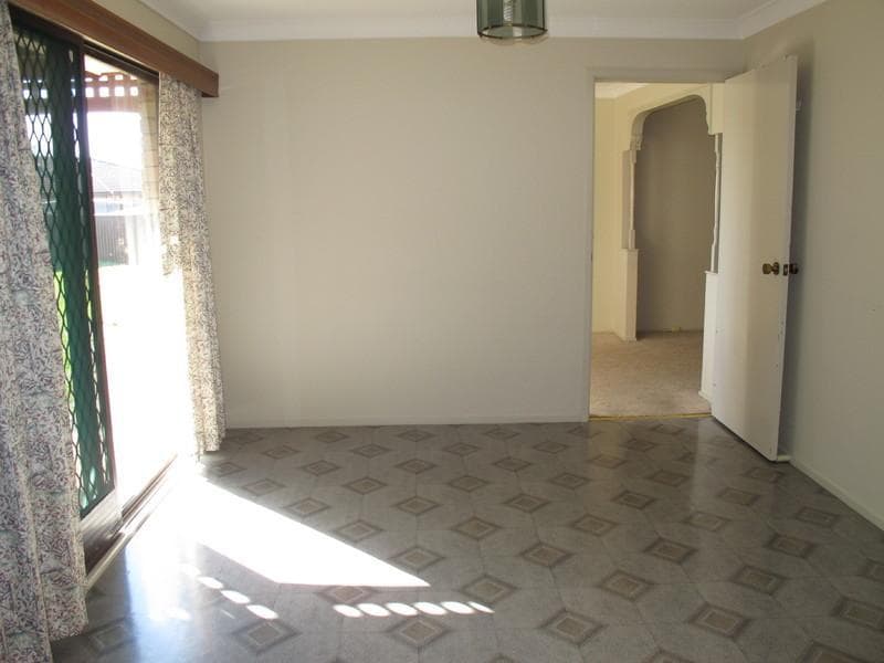 8/22-24																										Neil Street
														
								Merrylands, NSW 2160, St Johns Park - Thumbnail 5