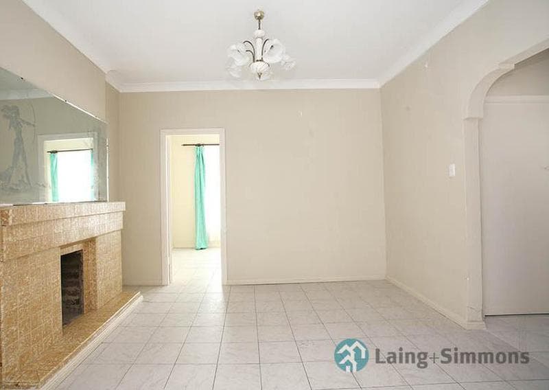 2/36																										Macquarie Road
														
								Auburn, NSW 2144, Merrylands - Thumbnail 4