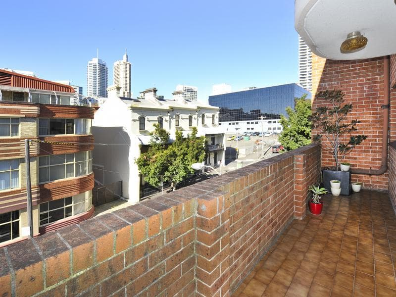 10/137 Forbes Street, Woolloomooloo, Woolloomooloo - Thumbnail 3