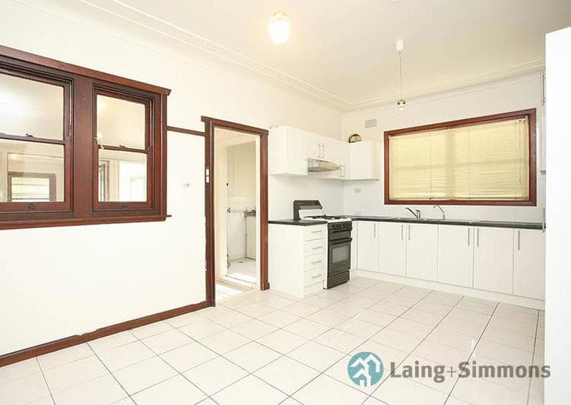 8/22-24																										Neil Street
														
								Merrylands, NSW 2160, Guildford - Thumbnail 3