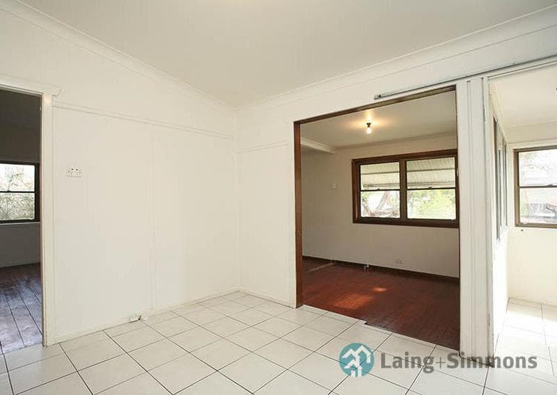 8/22-24																										Neil Street
														
								Merrylands, NSW 2160, Guildford - Thumbnail 4