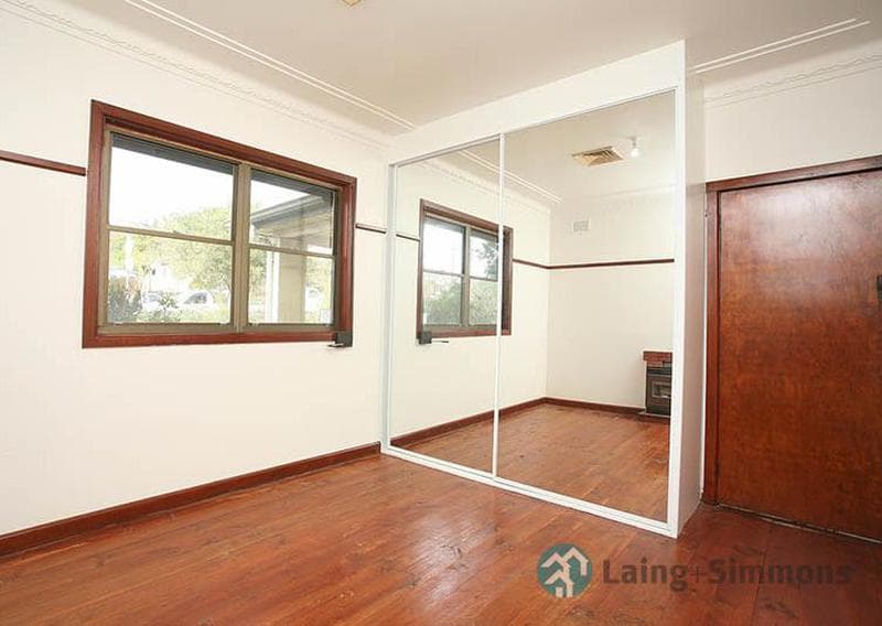 8/22-24																										Neil Street
														
								Merrylands, NSW 2160, Guildford - Thumbnail 6