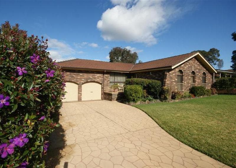 9/15																										Blaxcell Street
														
								Granville, NSW 2142, Kings Langley - Image 1
