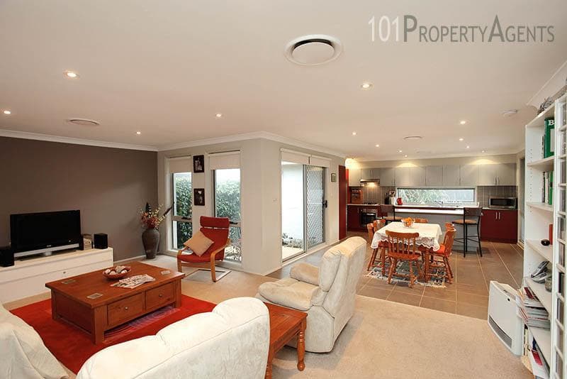 10/85c																										Ocean
														
								Woollahra, NSW 2025, Ropes Crossing - Thumbnail 4