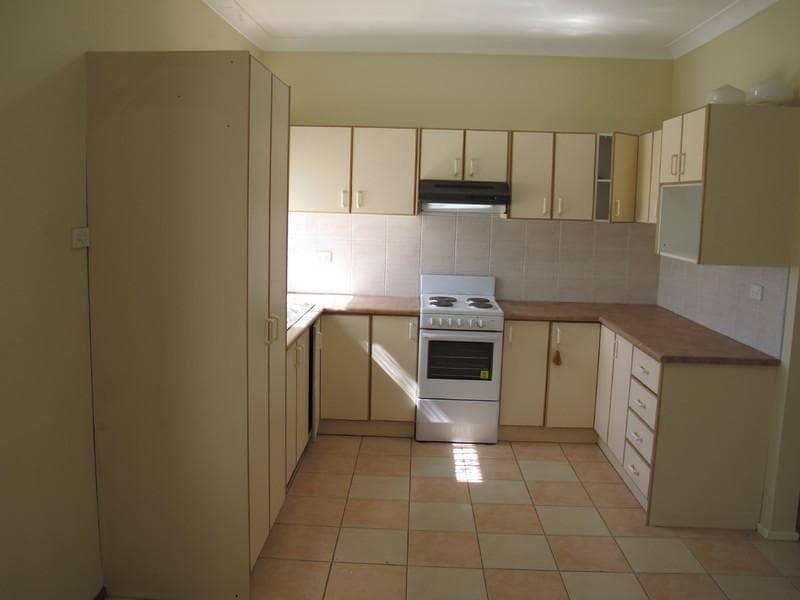 14 Harden Street, Canley Heights, Canley Heights - Thumbnail 5