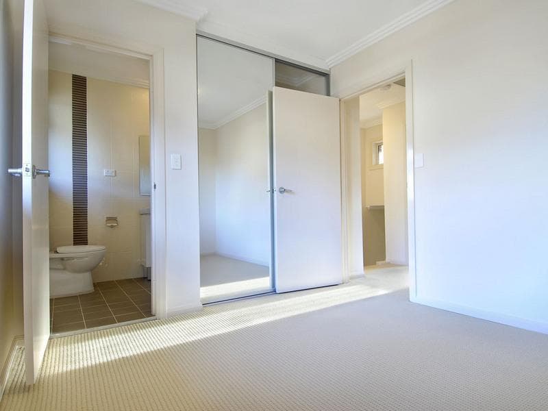 10/1b Hampden Road, Pennant Hills, Pennant Hills - Thumbnail 3