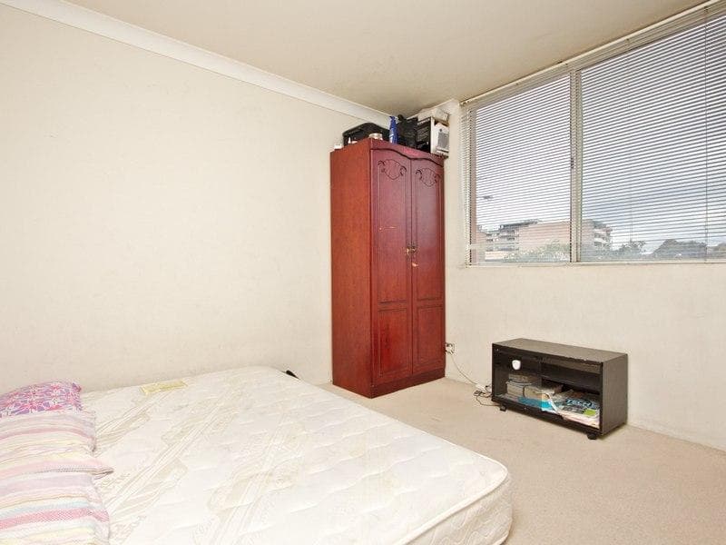 1/16																										Hamilton Street
														
								Rose Bay, NSW 2029, Request - Thumbnail 4