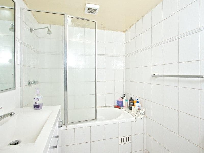 1/16																										Hamilton Street
														
								Rose Bay, NSW 2029, Request - Thumbnail 5