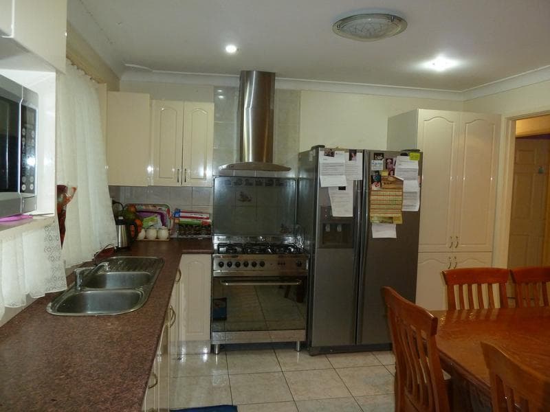 6 Hassett Pl, St Clair, St Clair - Thumbnail 3