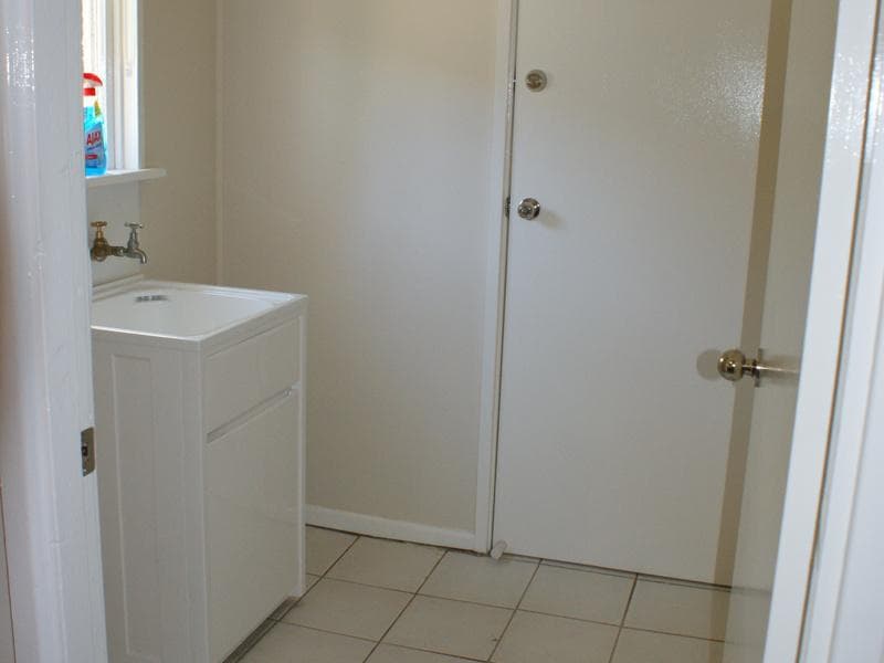 10/33																										Everard Street
														
								Port Macquarie, NSW 2444, Lalor Park - Thumbnail 6