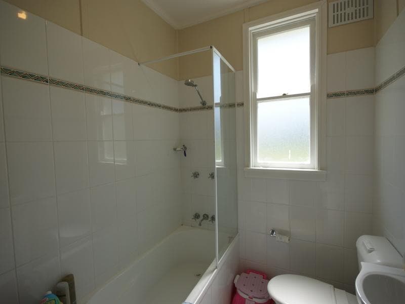 10/33																										Everard Street
														
								Port Macquarie, NSW 2444, Lalor Park - Thumbnail 7