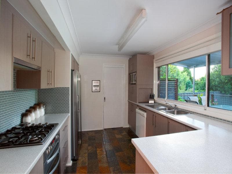 6 Ashcott Street, Kings Langley, Kings Langley - Thumbnail 3