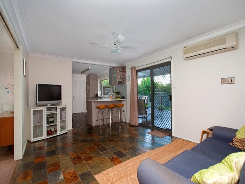 6 Ashcott Street, Kings Langley, Kings Langley - Thumbnail 6