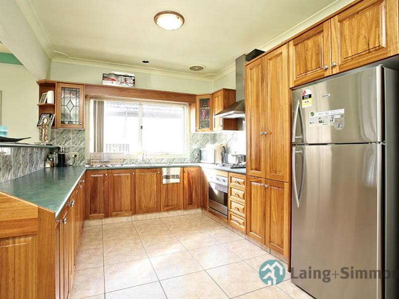 19 Fairview Street, Guildford, Guildford - Thumbnail 2