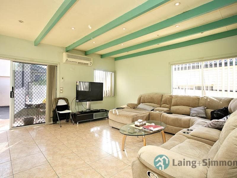 19 Fairview Street, Guildford, Guildford - Thumbnail 4