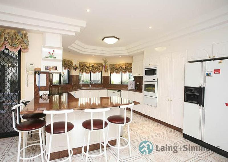 1																										Brenan St
														
								Fairfield, NSW 2165, Edensor Park - Thumbnail 5
