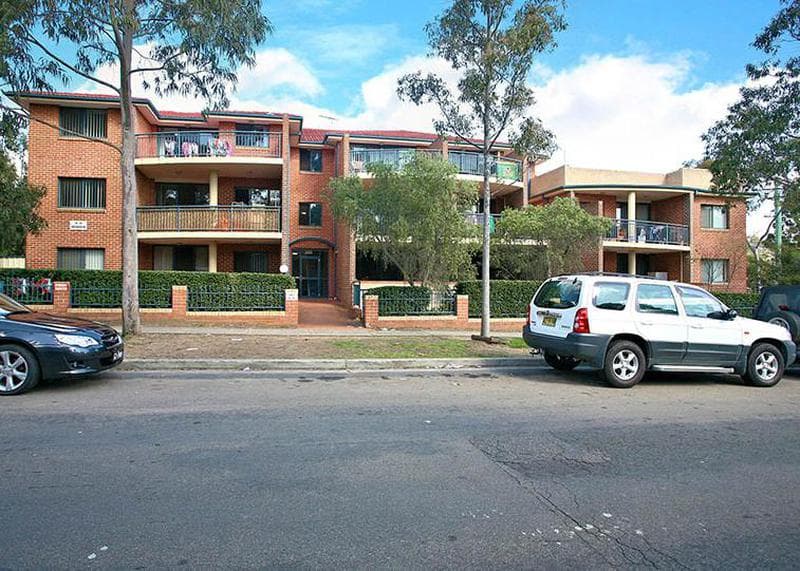 17/38 Sherwood Road, Merrylands, Merrylands - Image 1