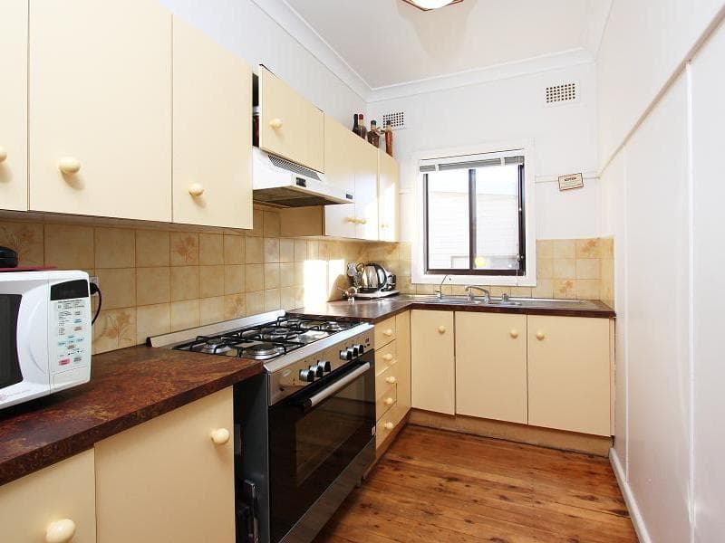 15 Lloyd Street, Blacktown, Blacktown - Thumbnail 2