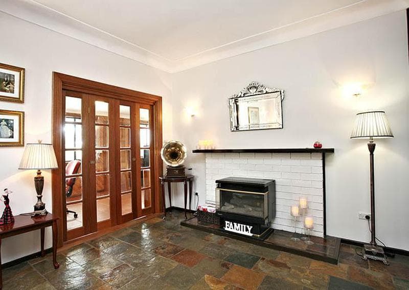 112/19																										Tusculum Street
														
								Potts Point, NSW 2011, Old Guildford - Thumbnail 3
