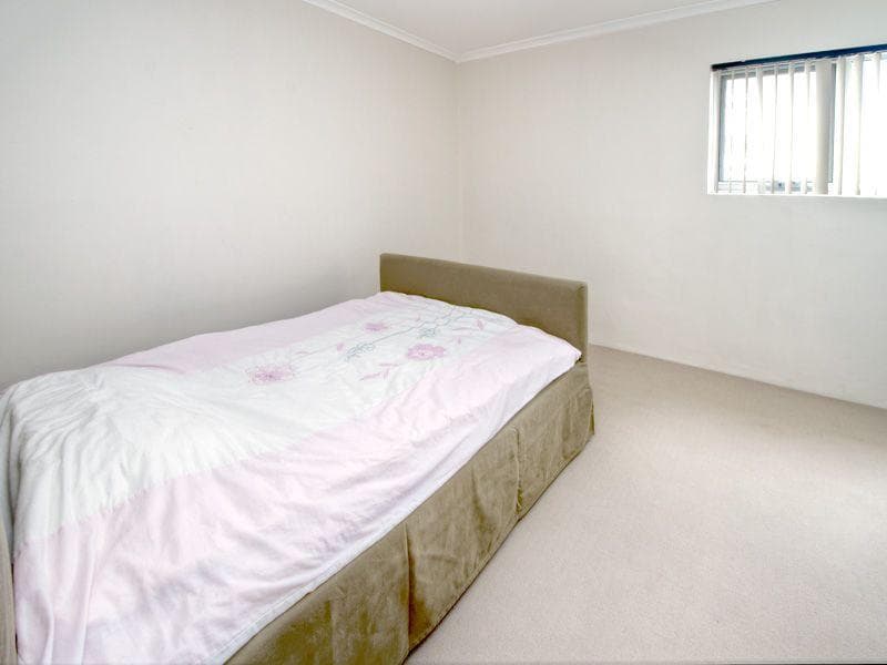 4																										Nockolds Avenue
														
								Punchbowl, NSW 2196, Camperdown - Thumbnail 7