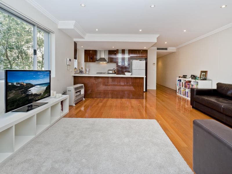 53																										Avoca Road
														
								Canley Heights, NSW 2166, Bondi - Thumbnail 3