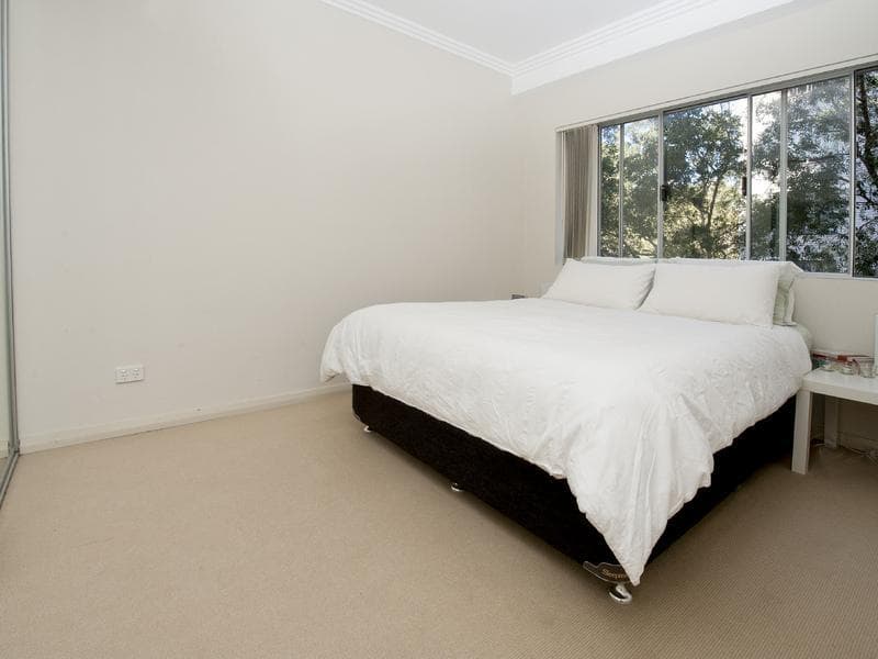 53																										Avoca Road
														
								Canley Heights, NSW 2166, Bondi - Thumbnail 6