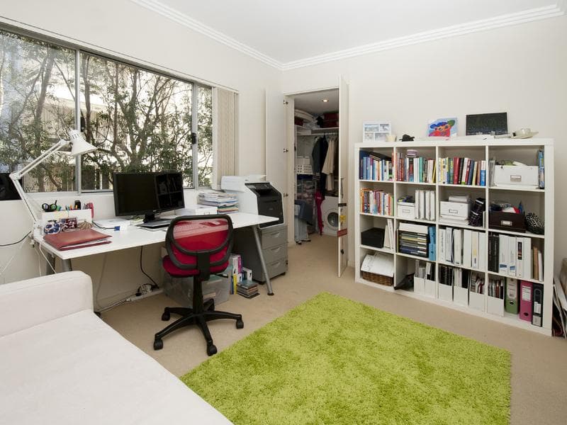 53																										Avoca Road
														
								Canley Heights, NSW 2166, Bondi - Thumbnail 7