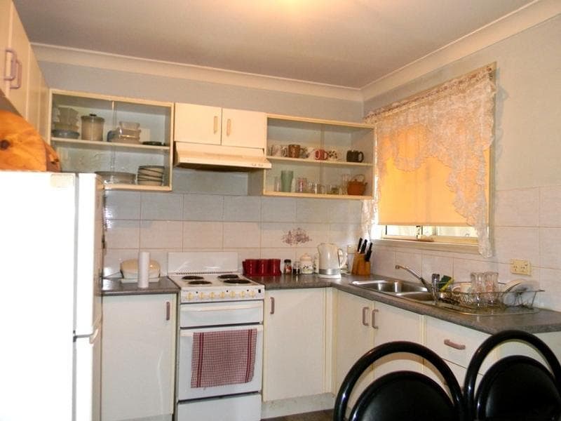 10/33																										Everard Street
														
								Port Macquarie, NSW 2444, Blacktown - Thumbnail 2