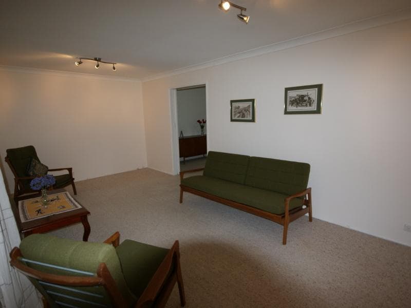 53																										Avoca Road
														
								Canley Heights, NSW 2166, Kings Langley - Thumbnail 7