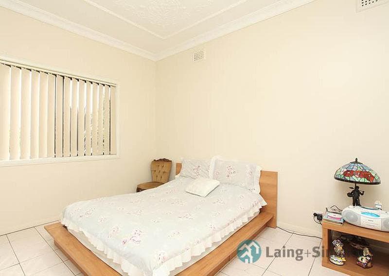 40 Cleone Street, Guildford, Guildford - Thumbnail 5