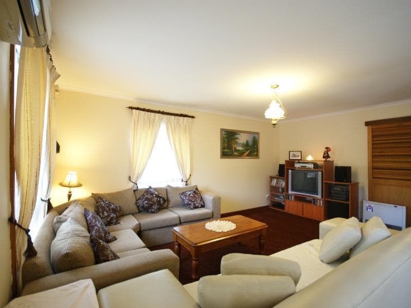 53																										Avoca Road
														
								Canley Heights, NSW 2166, Kings Park - Thumbnail 2