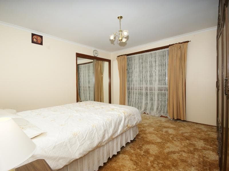 53																										Avoca Road
														
								Canley Heights, NSW 2166, Kings Park - Thumbnail 5